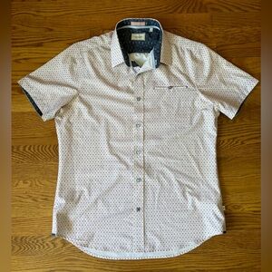 7 Diamonds Short Sleeve Stretch Button Down | Like New - 7Diamonds 4 Way Stretch